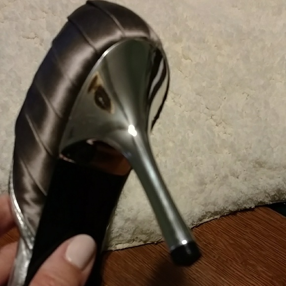 Stunning Nine West open toe dress heels size 8.5 - Picture 5 of 14